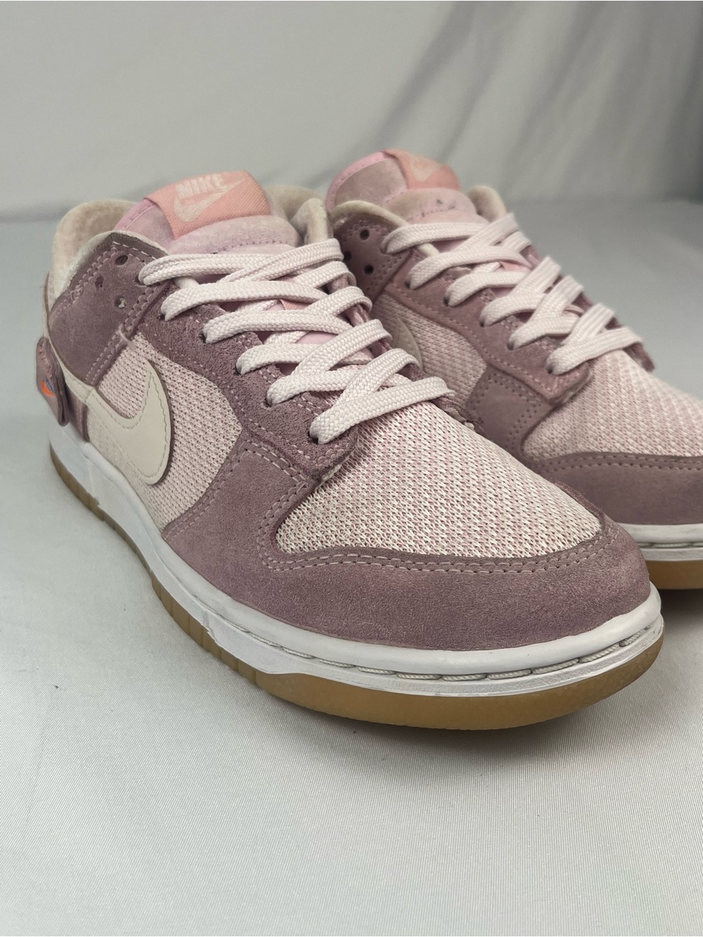 Nike Dunk Low Pink Foam Plum Eclipse Women’s Size 8 Sneakers DZ5318-640
